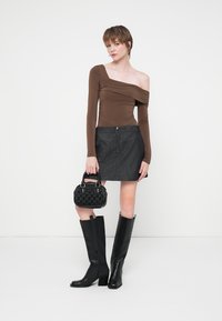 LeGer by Lena Gercke CHARLEEN brązowy