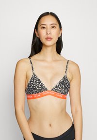 Calvin Klein Underwear UNLINED TRIANGLE CK ONE COTTON - Biustonosz z trójkątną miseczką