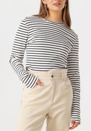 Long sleeved top - wit