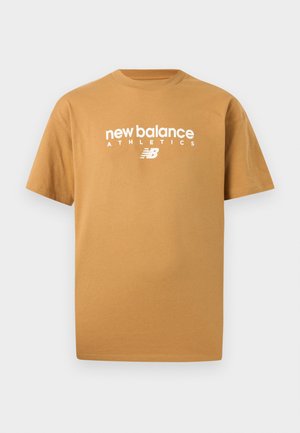 Kurzes T-Shirt mit Rundhalsausschnitt und kurzen Ärmeln, mit dem Aufdruck "new balance ATHLETICS" und dem NB-Logo in Weiß auf der Brust.