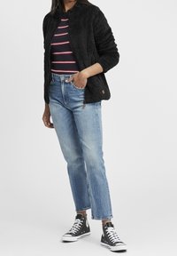 Oxmo Giacca in pile - black