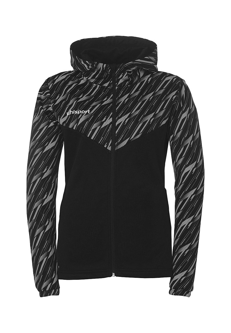 Sort zip-jakke med hætte og abstrakt gråt mønster på skuldrene og øverste ærmer; lavet af tekstureret stof; logo på brystet.