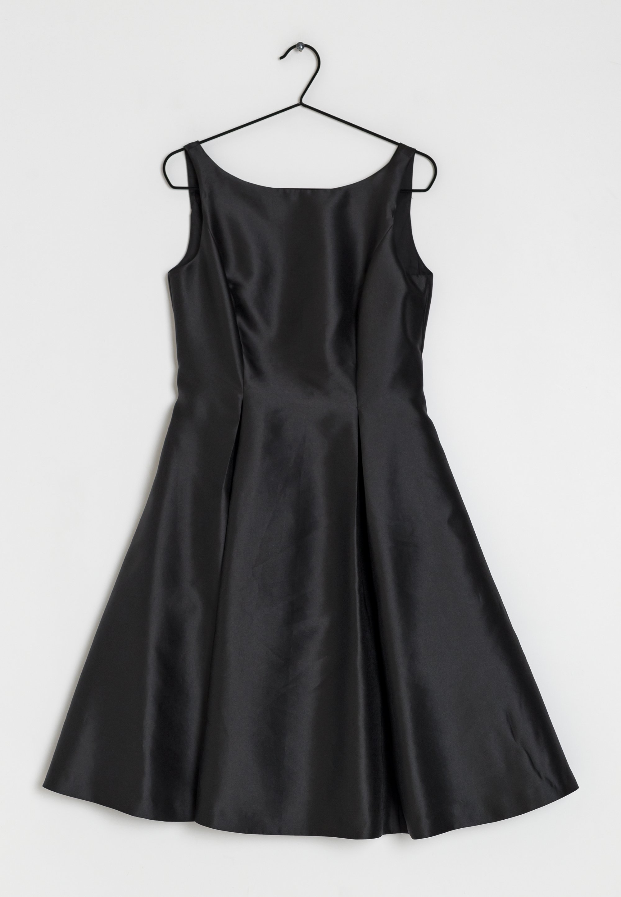 Adrianna Papell Cocktail dress / Party dress - black - (Pre-owned) - Zalando.ie Adrianna Papell Cocktail dress / Party dress - black - (Pre-owned) - Zalando.ie