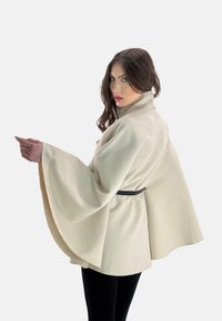 Elara BOLERO - Mantella - beige