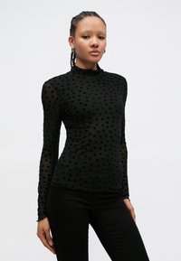 Colourful Rebel NEYO HEARTS - Palaidinė - black