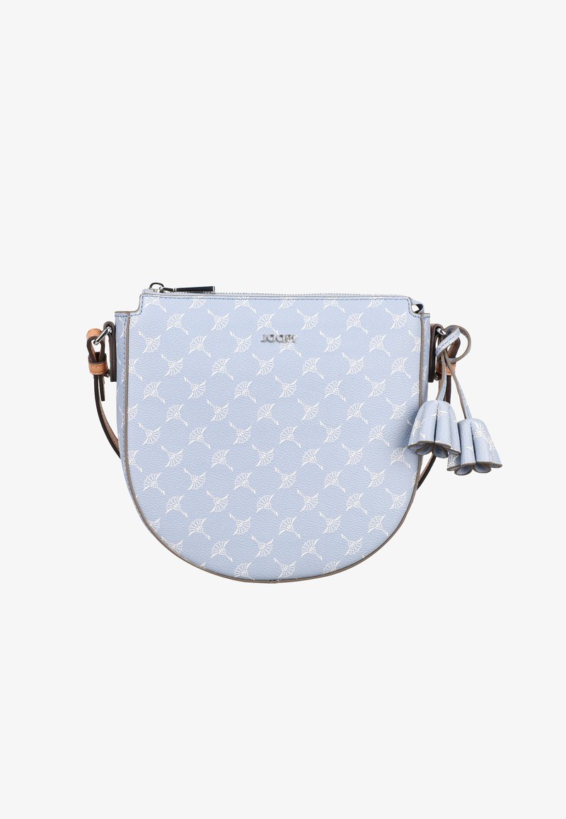 Borsa a tracolla rotonda, azzurro chiaro, con superficie testurizzata, motivo astratto bianco, dettagli in pelle e nappina. Chiusura con zip.