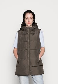 Pieces PCBEE NEW PUFFER VEST - Liemenė - black olive