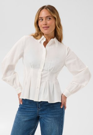 Kaffe, KAGIULIA PLEATED SHIRT - Blusa abotonada - snow white