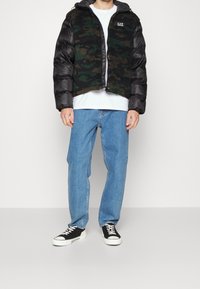 EA7 Emporio Armani Vinterjacka - dark grey