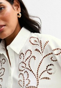 New Look EMBROIDERED  - Button-down blouse - off white