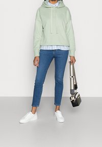 Marc O'Polo DENIM Jersey con capucha - mint