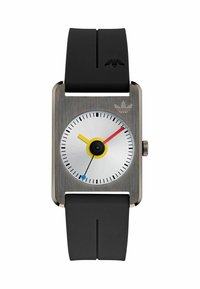Montre carrée avec un cadran en argent brossé, bracelet en caoutchouc noir, aiguilles des heures et des minutes colorées, marqueur des secondes bleu et détail de logo en relief.