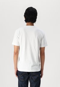 Abercrombie & Fitch 5-Pack Signature Icon Tees - Basic T-shirt - black/scarab/blue/white