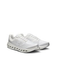 On CLOUDSURFER NEXT  - Trail running shoes - white   white
