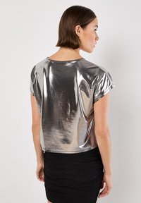 Apricot FOIL  - T-shirt basic - silver