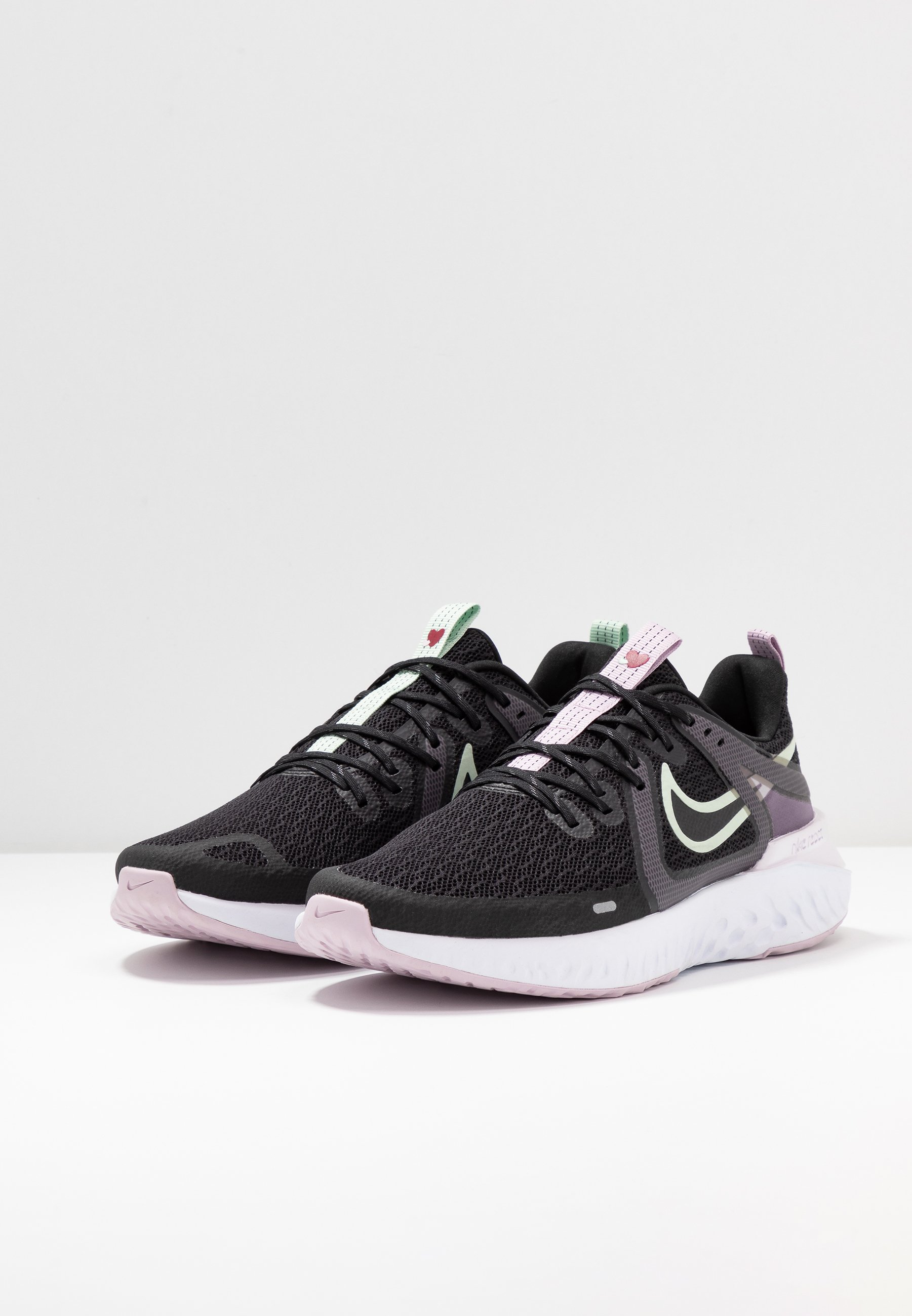 Nike Performance LEGEND REACT 2 Nøytrale løpesko black Nike Performance LEGEND REACT 2 Nøytrale løpesko black