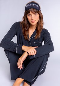 PJ Salvage Pyjamas - black