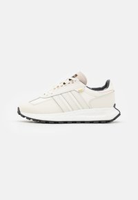 adidas Originals RETROPY E5 W - Joggesko - off white/gold metallic