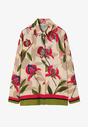 Beige button-up shirt met lange mouwen, met grote rode en roze bloemprints, groene bladeren en rode en olijfgroene strepen langs de zoom en manchetten.