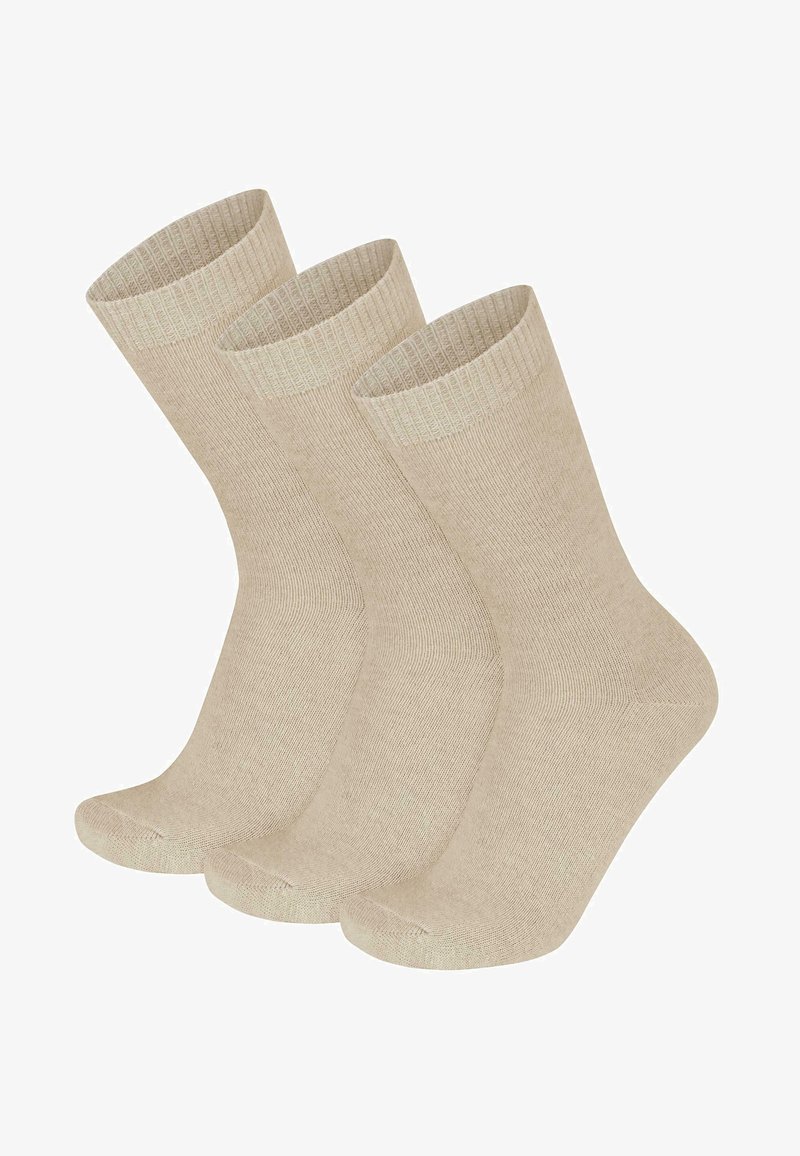Beige Baumwollknöchelsocken, gerippte Bündchen, drei Paare, glatte Textur, Standardform, ohne Muster oder Akzente.