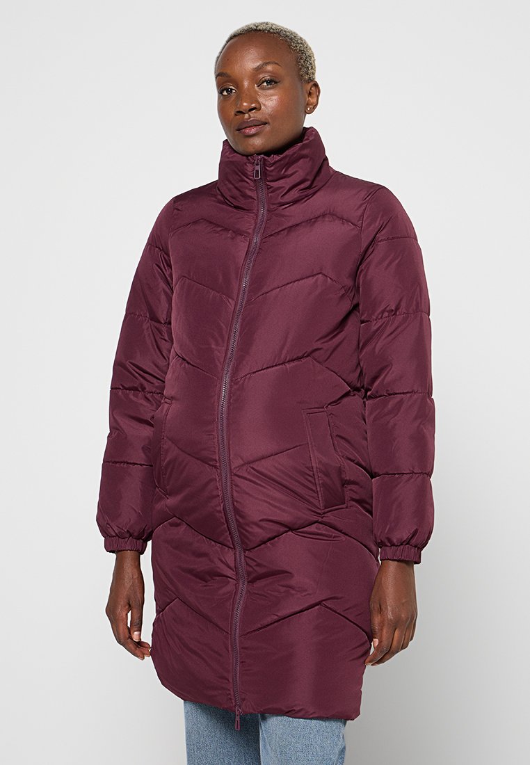 Vero Moda Maternity Wintermantel bordeauxrood Vero Moda Maternity Wintermantel bordeauxrood