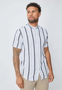 Non sélectionné, noir