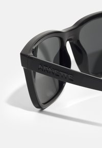 Arnette LEBOWL UNISEX - Päikeseprillid - black