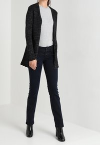 Anna Field Kofta - black