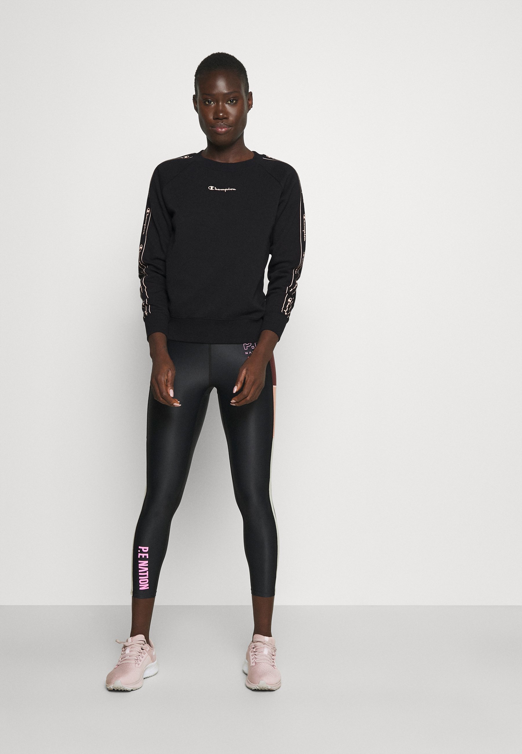 Women CREWNECK - Sweatshirt Women CREWNECK - Sweatshirt