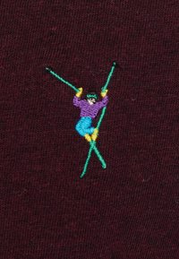 Niet geselecteerd, burgundy