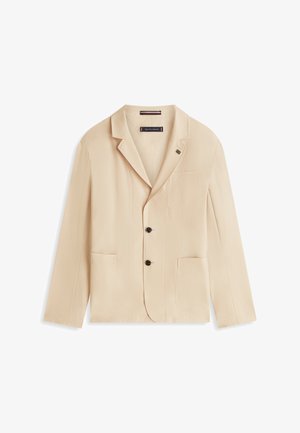 Blazer beige da uomo con rever a lancia, due bottoni neri, tre tasche frontali e maniche lunghe, posato su sfondo bianco.