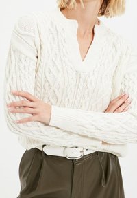 Trendyol Sweter