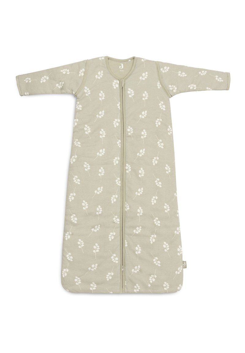 Sac de sommeil vert clair avec un motif floral blanc sur l'ensemble, fermeture éclair à l'avant et manches longues pour plus de chaleur. Tissu doux et confortable.