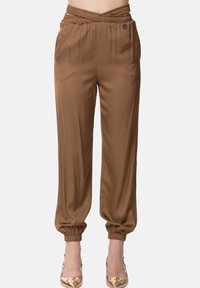 GAeLLE Pantaloni - marrone