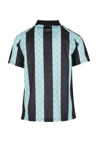 Polo-shirt met korte mouwen, gekenmerkt door grote zwarte en lichtblauwe verticale strepen met een geometrisch patroon. Gemaakt van een gladde, lichtgewicht stof.