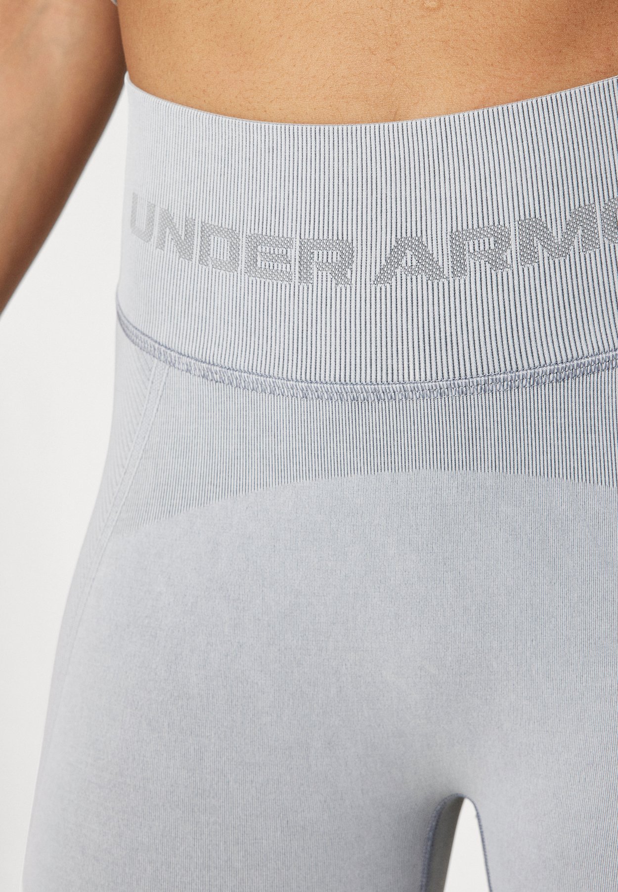 VANISH SEAMLESS WASHED SHORT