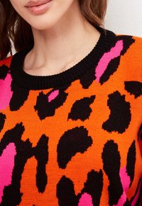 Cesare Gaspari Maglione - orange