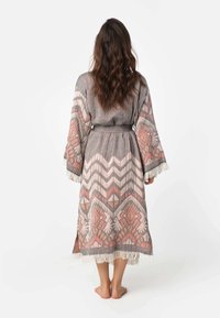 MAЯSIKØH PERISSA  - Badjas - grey coral