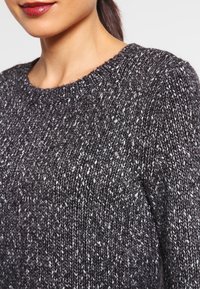 GAP Sweter