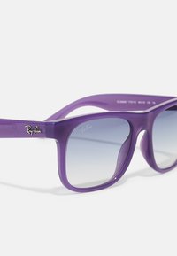 Ray-Ban 11-13 YEARS UNISEX - Päikeseprillid - purple