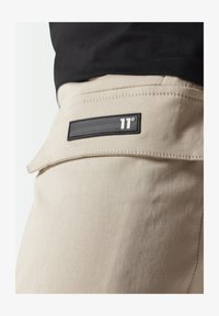 No seleccionado, neutral