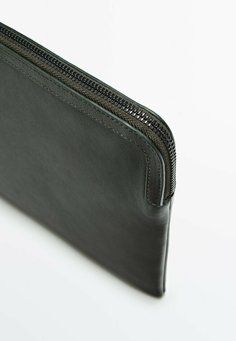 massimo dutti pochette