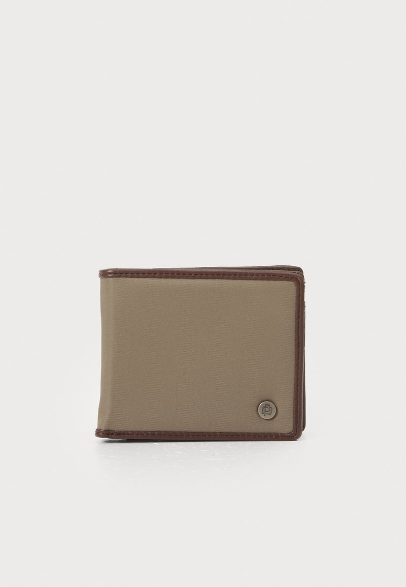 Khaki Geldbörse mit braunem Lederbesatz. Bicolor-Design, strukturiertes Material, mit Logoakzent und sauber gesteppten Kanten.