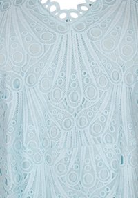 Zizzi MIT KURZEN ÄRMELN - Freizeitkleid - delicate blue