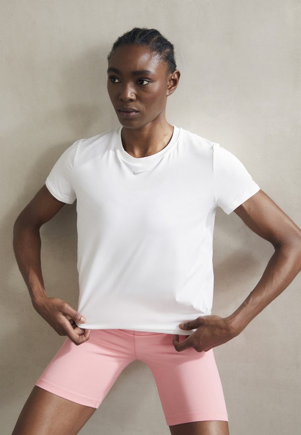 ONE CLASSIC  - Sports T-shirt