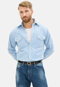 Oscar Jacobson Camicia - blue powder