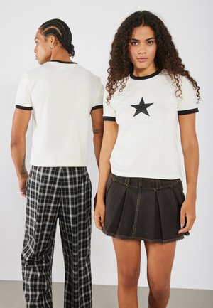 UNISEX - Print T-shirt - egret/true black