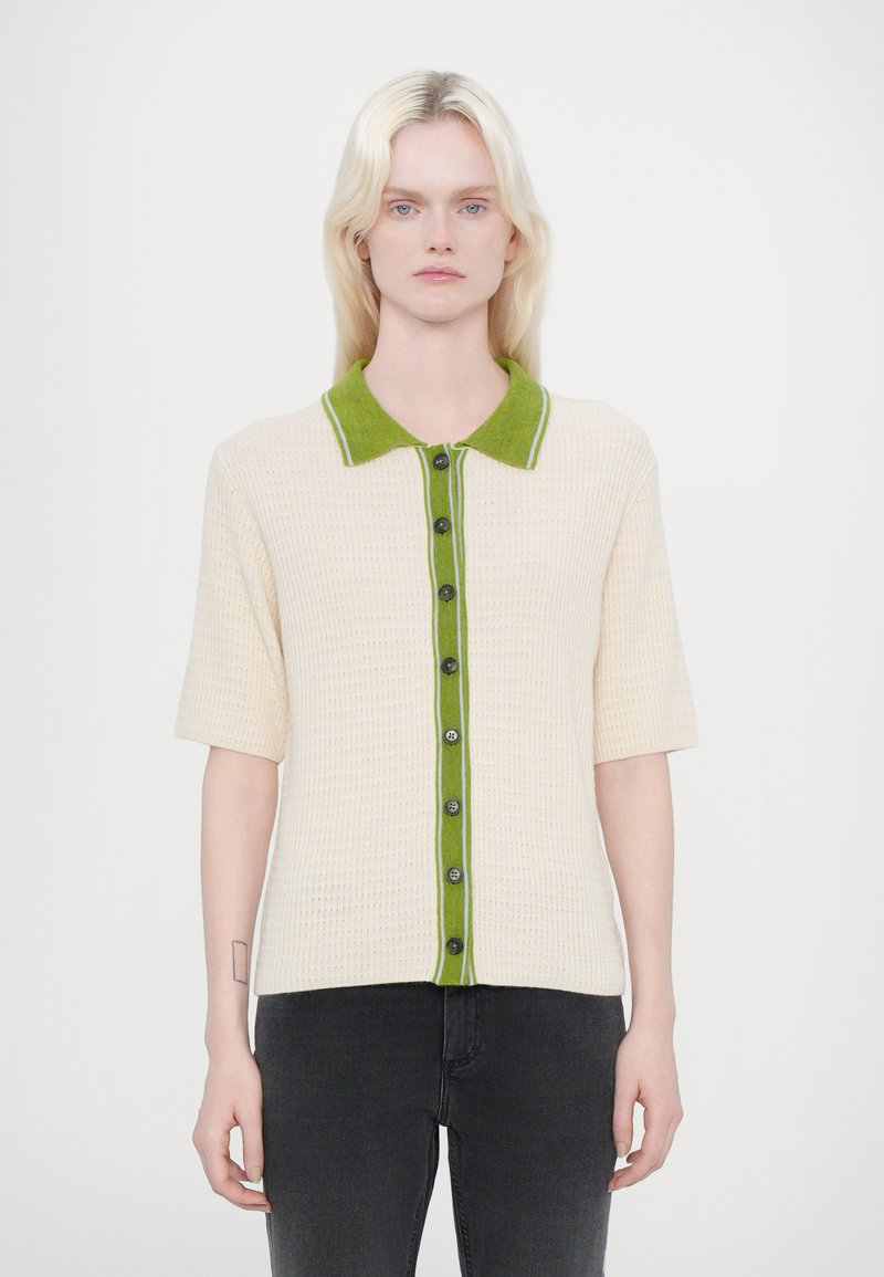 CLOSED SHORT SLEEVE - Neuletakki - ecru
