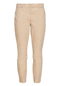 Pantalons slim beige avec passants de ceinture, poches avant et zip frontal, présentés sur un fond blanc uni.