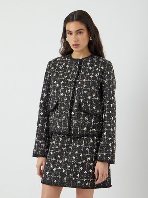 YASVALENDA - Blazer - black